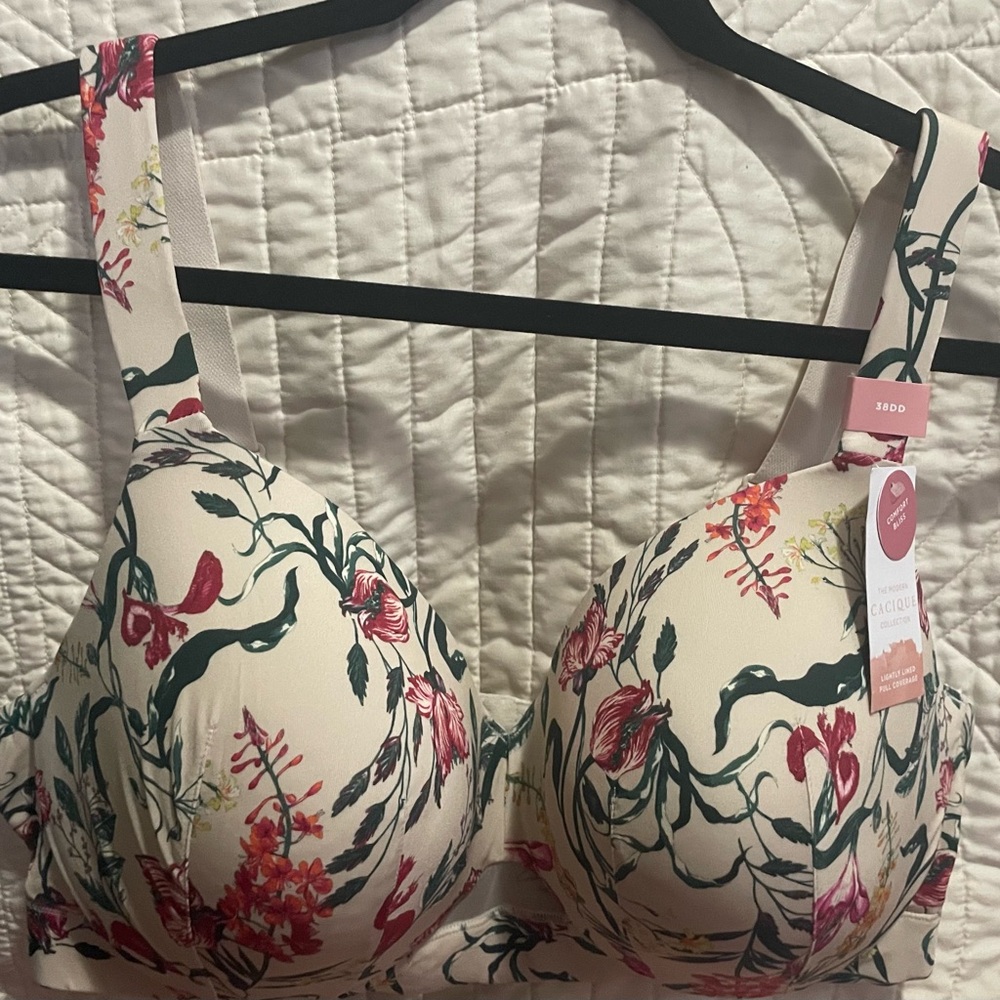 Cacique bra 38DD full coverage